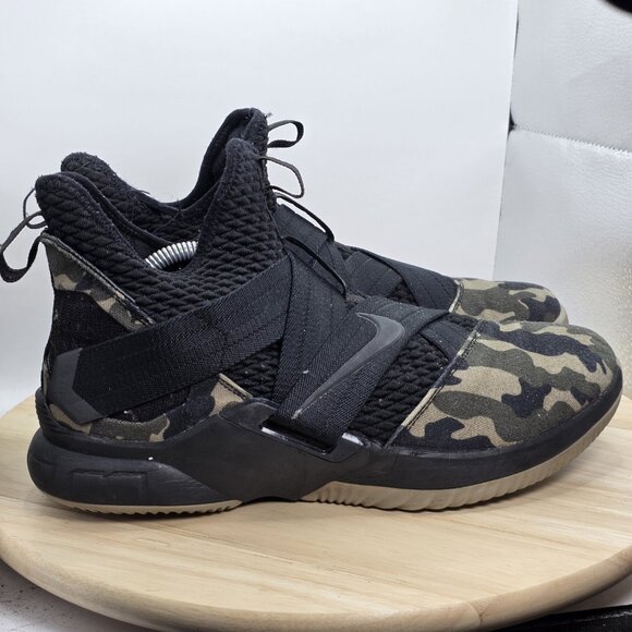 Size 10.5 - Nike LeBron Soldier 12 SFG Camo - Picture 3 of 11